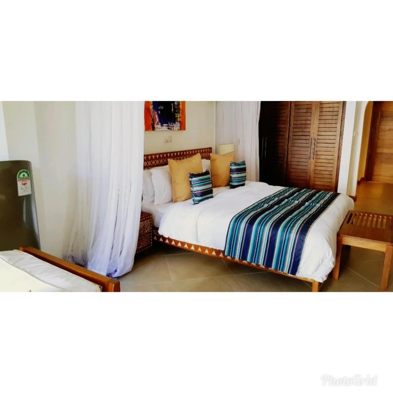 Mbili Kuwili Studio Suites Diani Beach Buitenkant foto