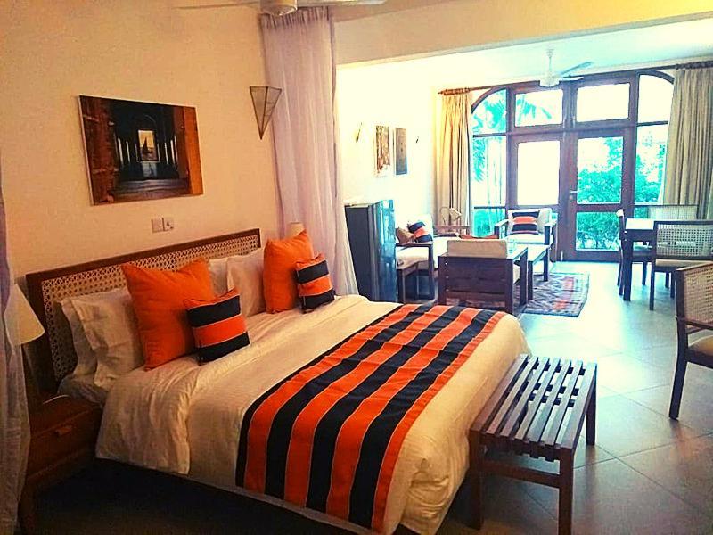 Mbili Kuwili Studio Suites Diani Beach Buitenkant foto