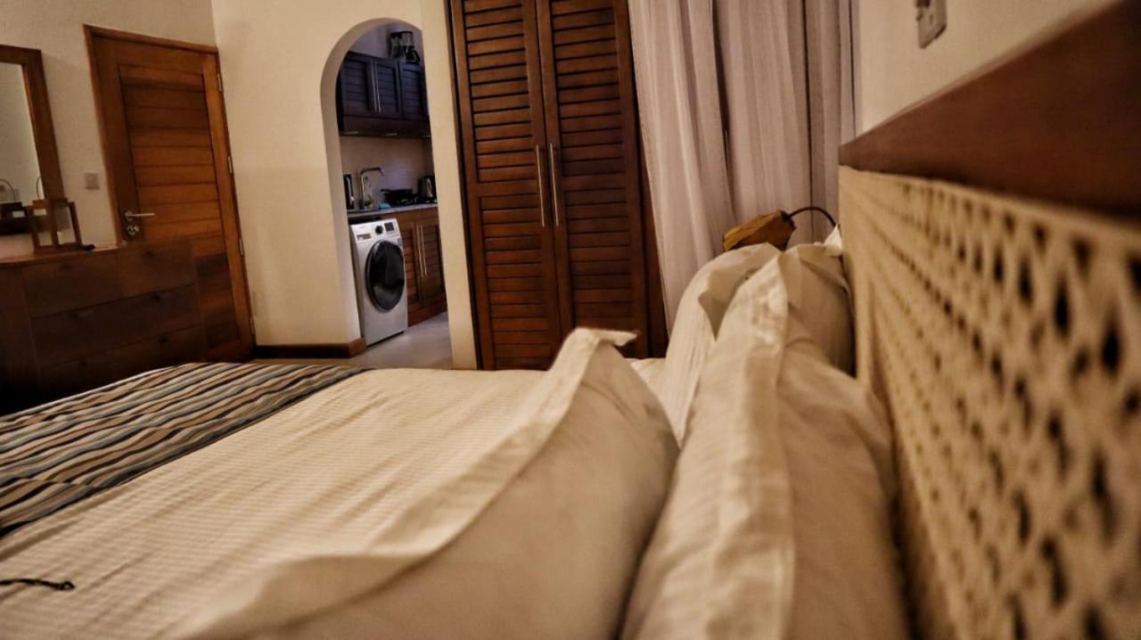 Mbili Kuwili Studio Suites Diani Beach Buitenkant foto